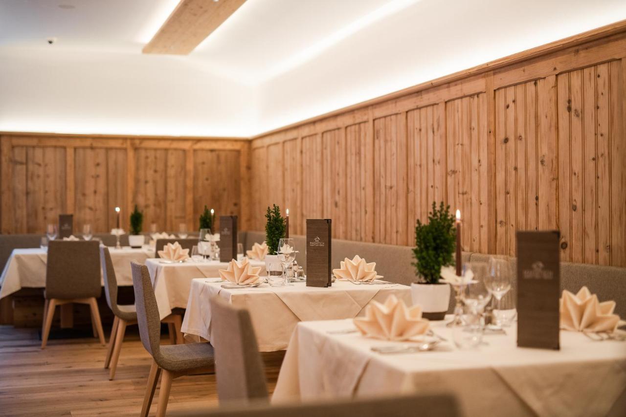 Hotel Madatsch Трафой Екстериор снимка